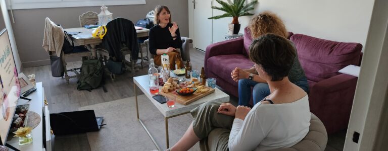 Réunion mensuelle Collectif Therapy association praticienne bien-être